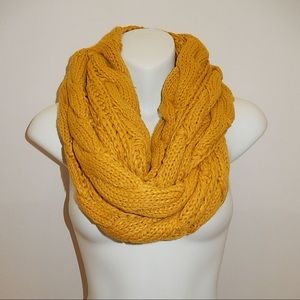 Chunky Solid Color Cable Knitted Infinity Scarf  ~